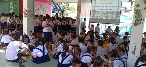 Liên đội tổ chức Ngày hội đọc sách vì tương lai năm học 2018-2019